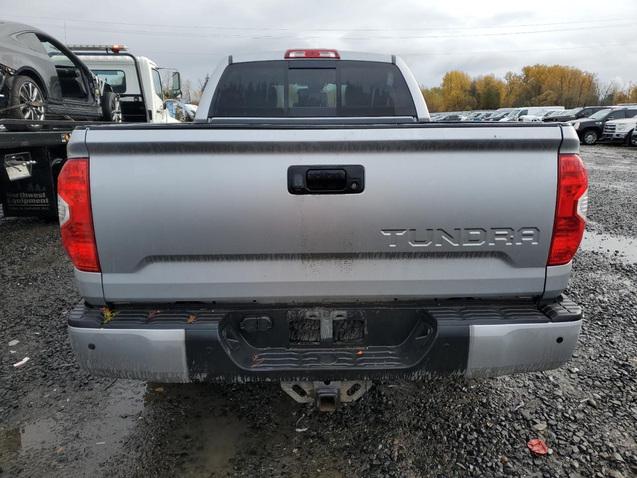 2018 Toyota Tundra VIN 5TFBY5F17JX760613 Copart auction photo, front end damage thumbnail 6