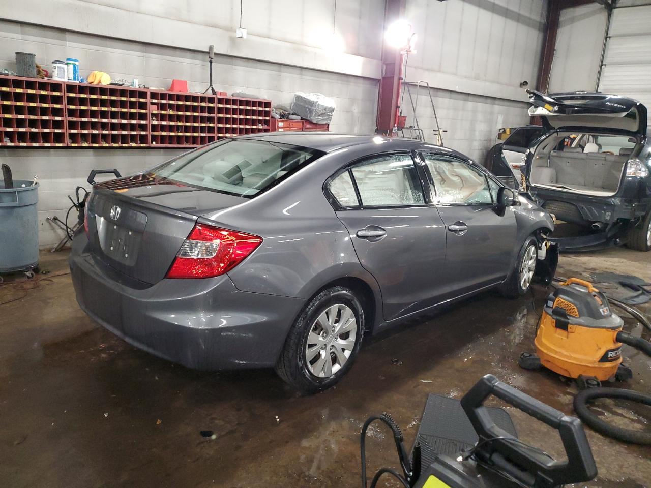 2012 Honda Civic VIN 2HGFB2F58CH596639 Copart auction photo, front end / side damage thumbnail 3