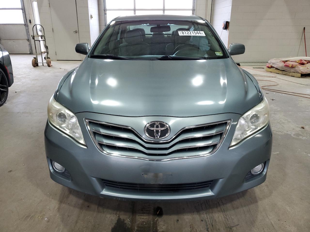 2011 Toyota Camry VIN 4T1BK3EK1BU622757 Copart auction photo, side / undercarriage damage thumbnail 5