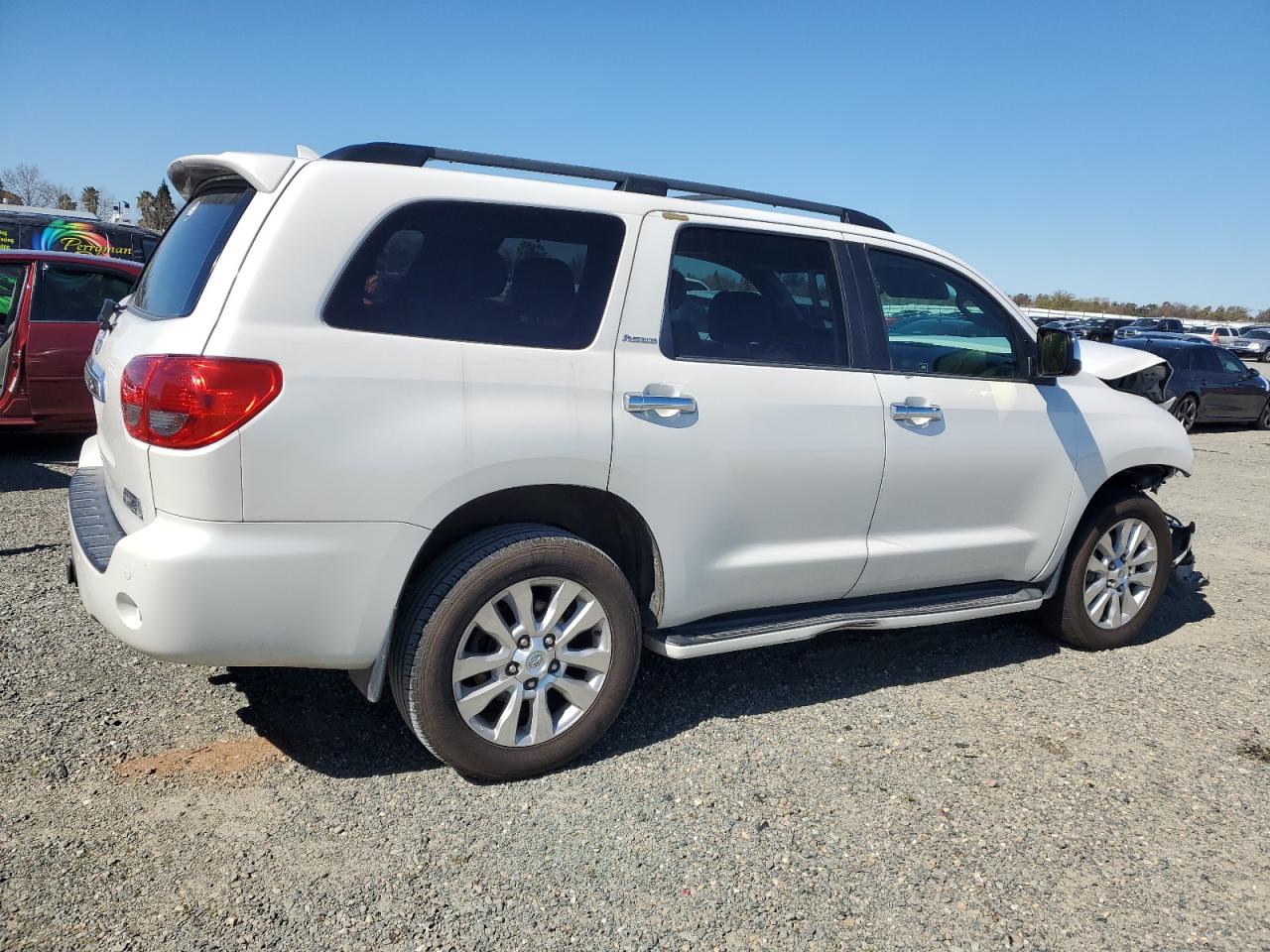 2014 Toyota Sequoia VIN 5TDDY5G1XES097637 Copart auction photo, front end damage thumbnail 3