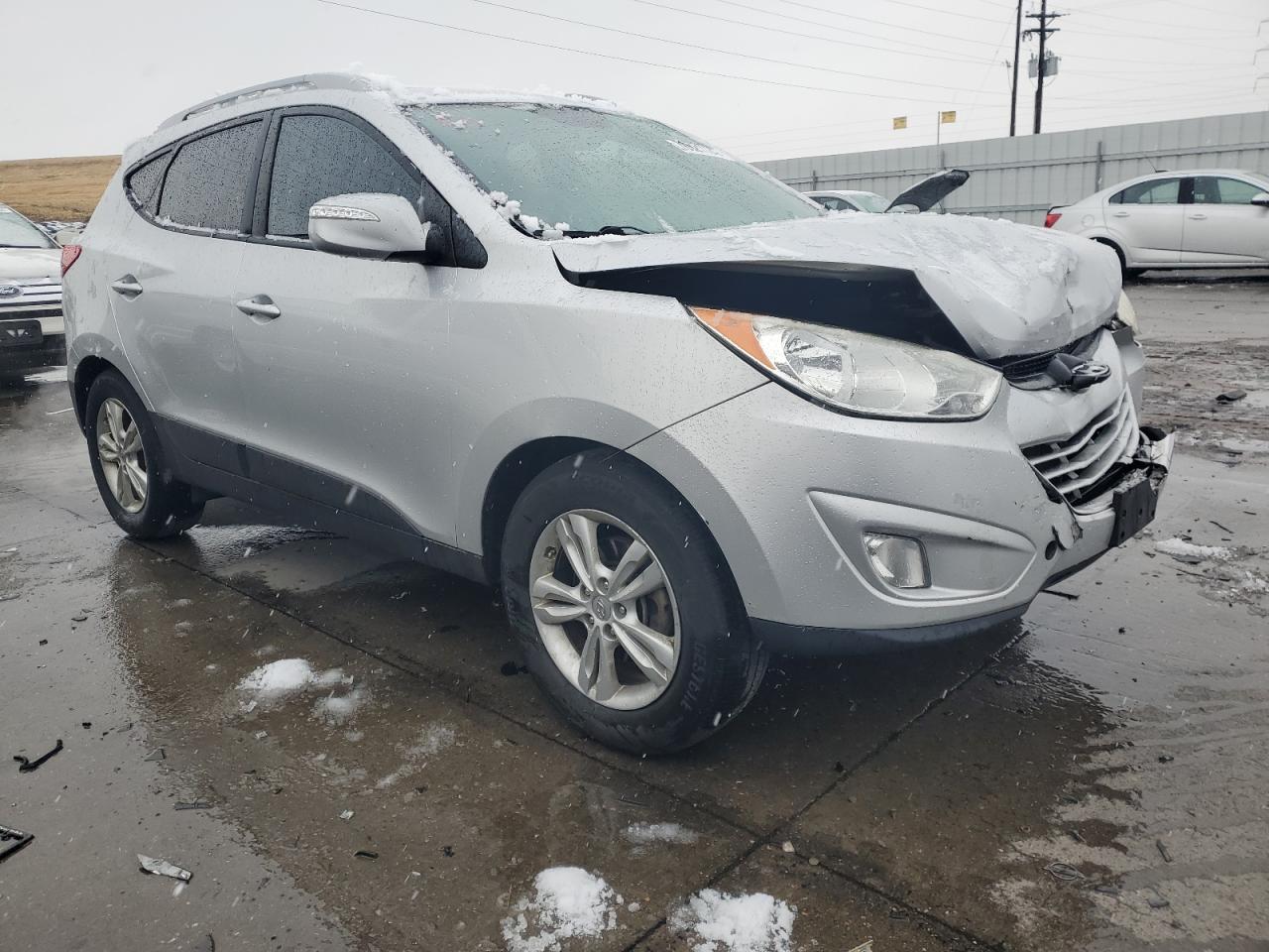 2013 Hyundai Tucson VIN KM8JUCACXDU576367 Copart auction photo, front end damage thumbnail 4