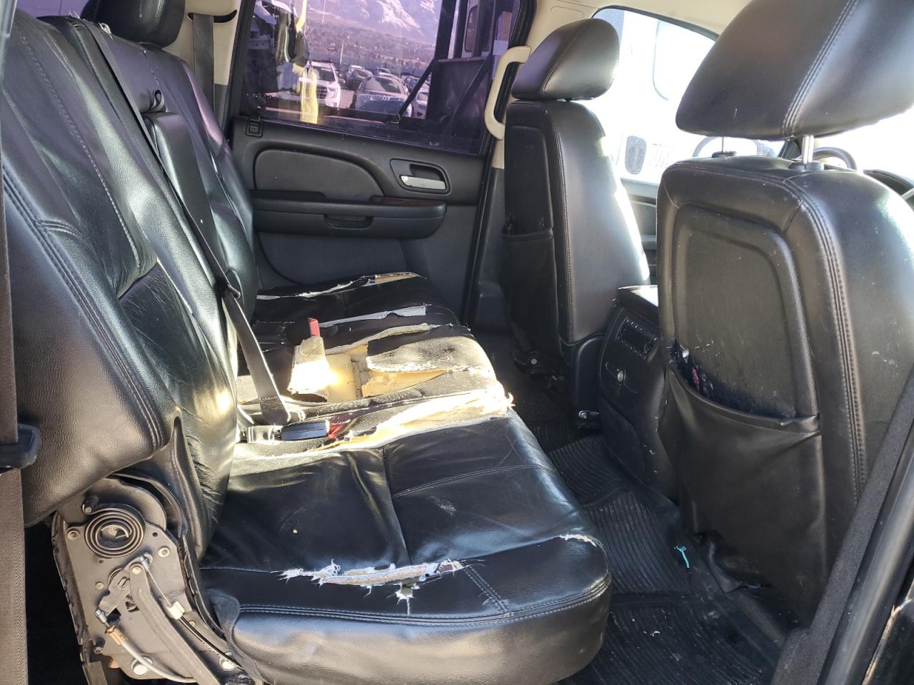 2012 GMC Yukon VIN 1GKS1LE06CR102438 Copart auction photo, front end / rear end damage thumbnail 11
