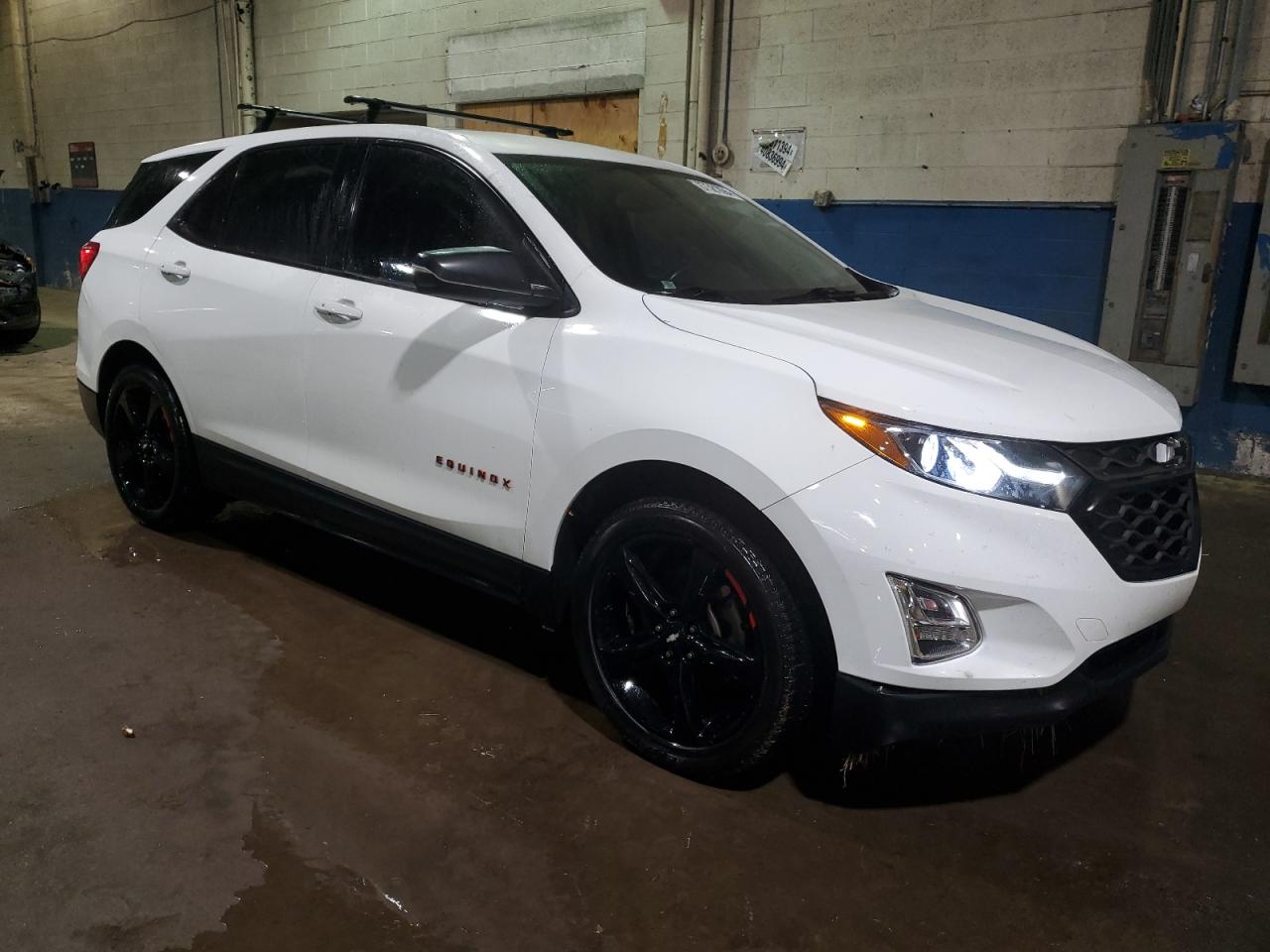 2019 Chevrolet Equinox VIN 2GNAXLEX5K6136116 Copart auction photo, front end / undercarriage damage thumbnail 4