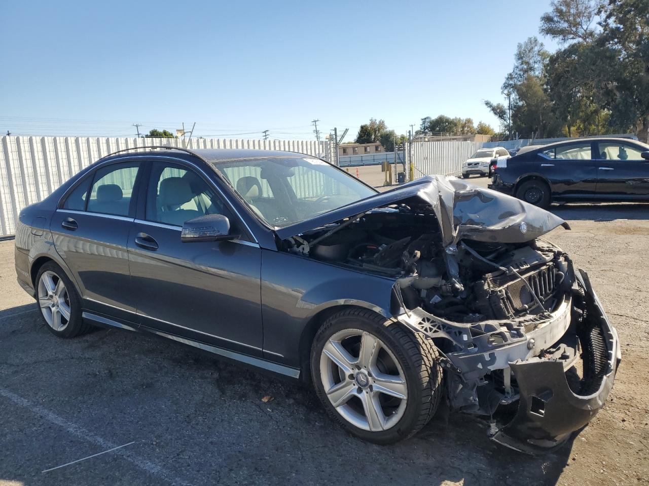 2010 Mercedes-Benz C-klasse VIN WDDGF5EB3AF489759 Copart auction photo, front end damage thumbnail 4