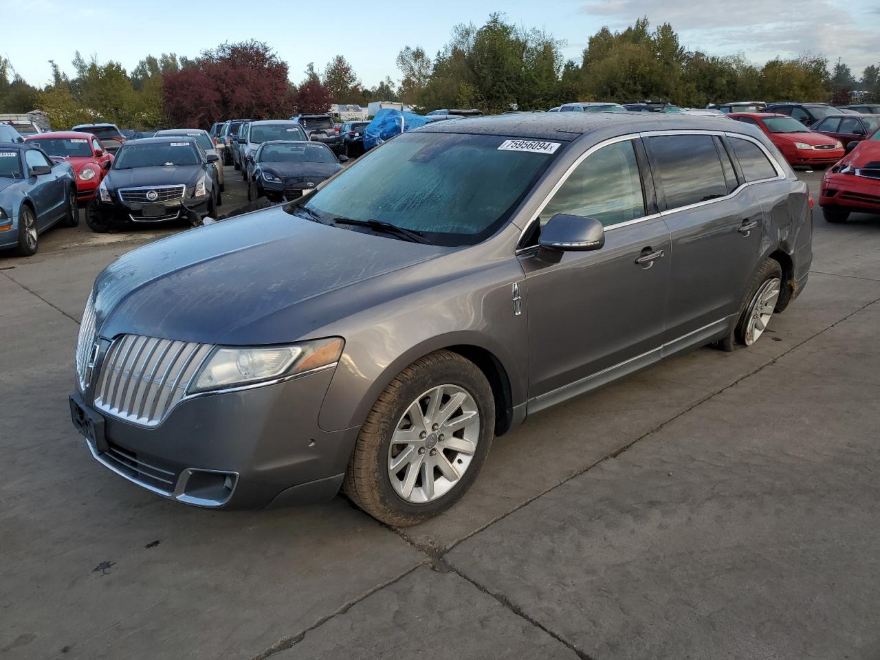 2010 Lincoln MKT VIN 2LMHJ5AT7ABJ10324
