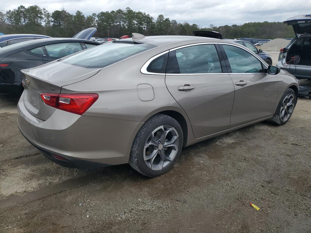 2023 Chevrolet Malibu VIN 1G1ZD5ST5PF138083 Copart auction photo, front end damage thumbnail 3