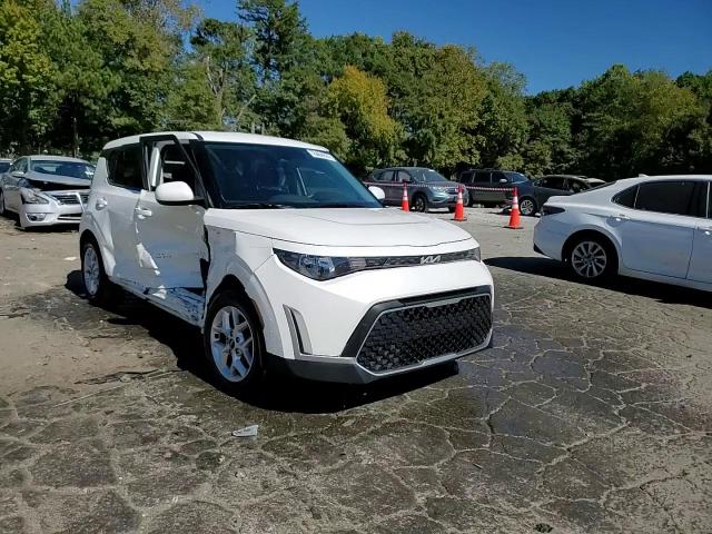 2023 KIA Soul VIN KNDJ23AU6P7885999 Copart auction photo, side / front end damage thumbnail 13