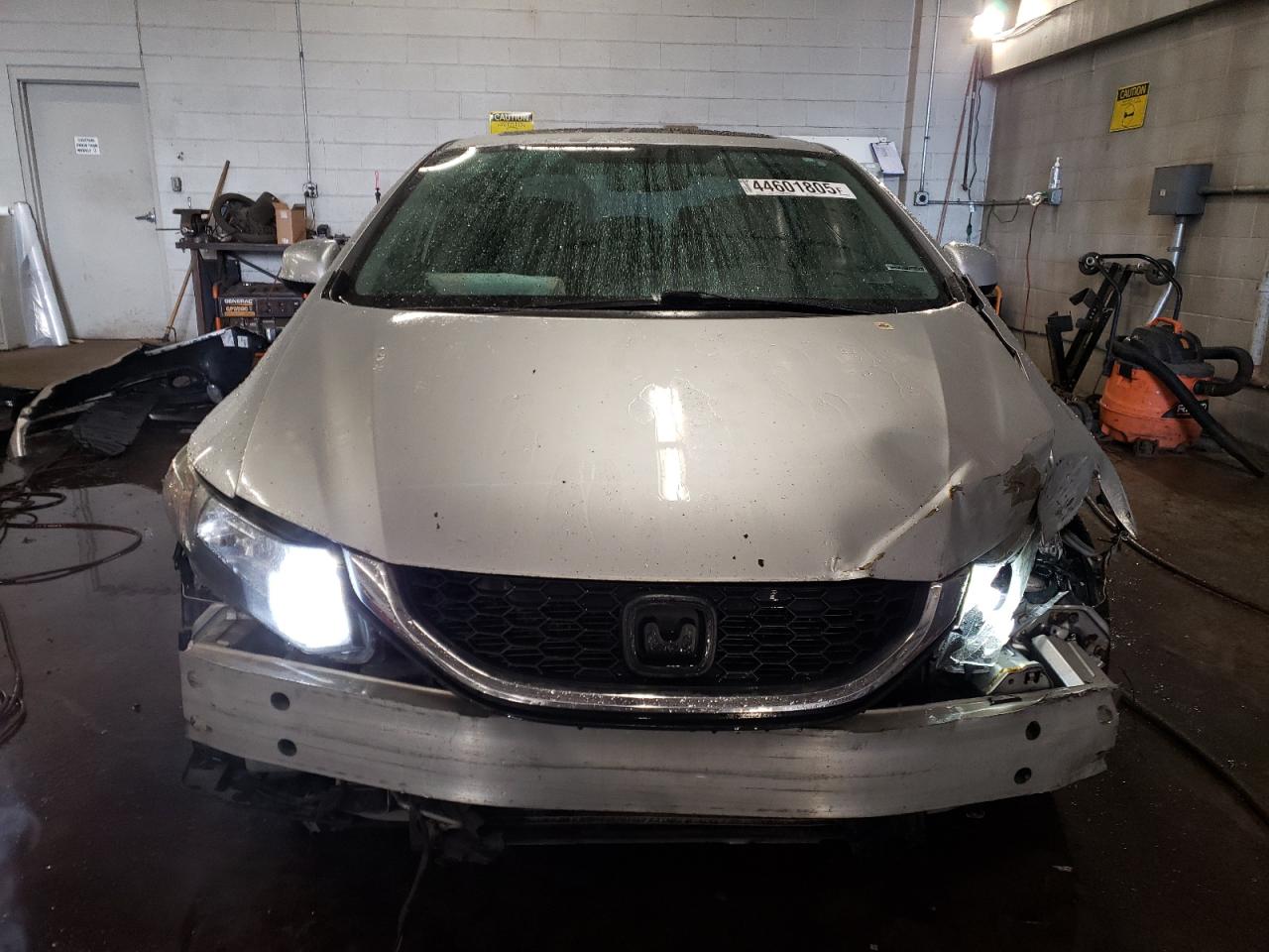 2013 Honda Civic VIN 19XFB2F88DE258244 Copart auction photo, front end / minor dent/scratches damage thumbnail 5