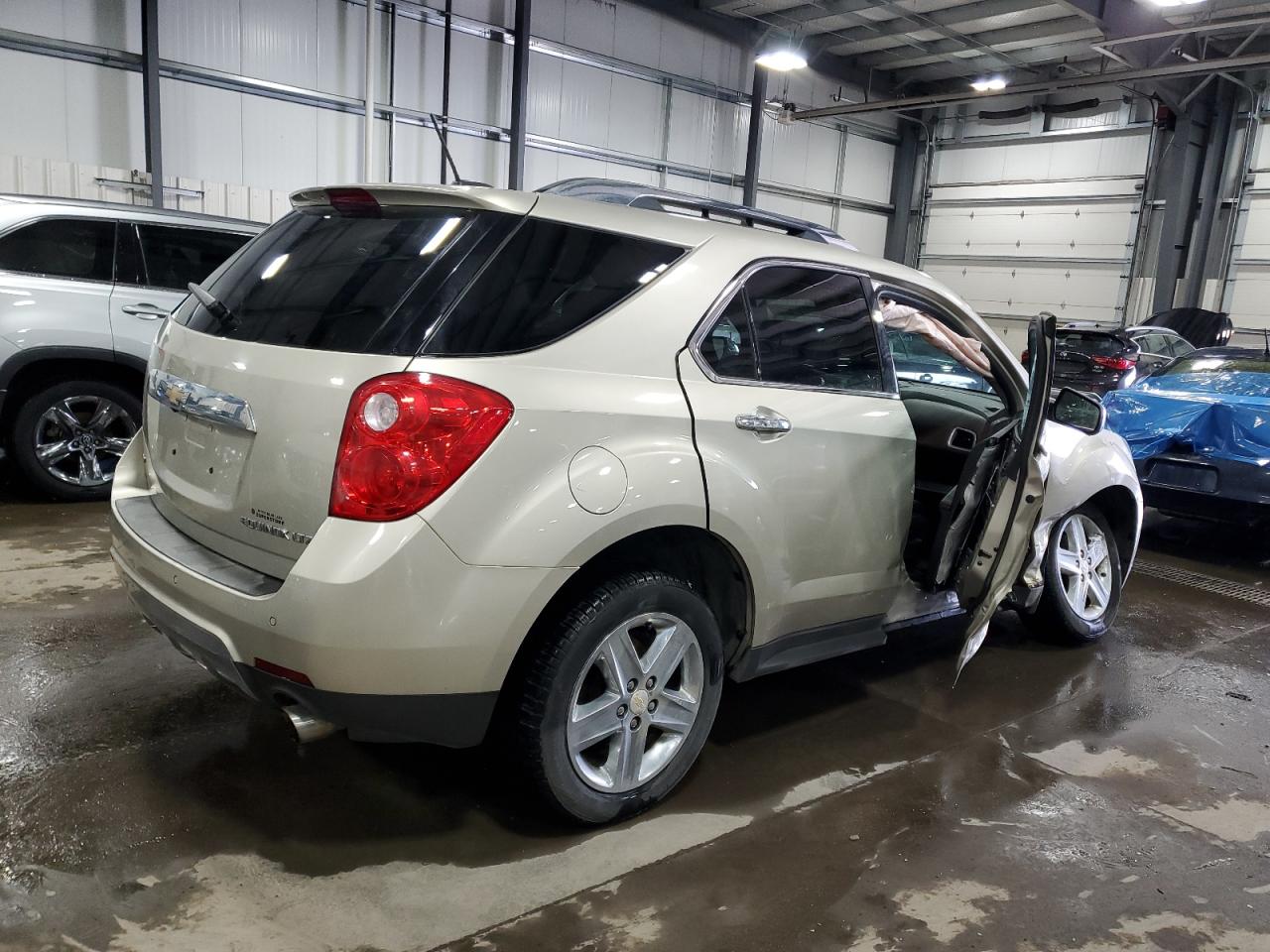 2015 Chevrolet Equinox VIN 2GNFLHE37F6122770 Copart auction photo, side / front end damage thumbnail 3