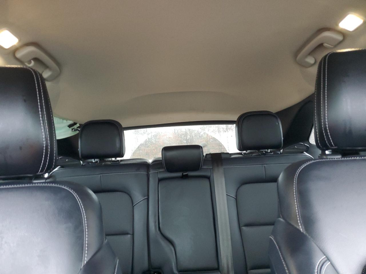 2020 Ford Escape VIN 1FMCU9H66LUC33971 Copart auction photo, front end / side damage thumbnail 10