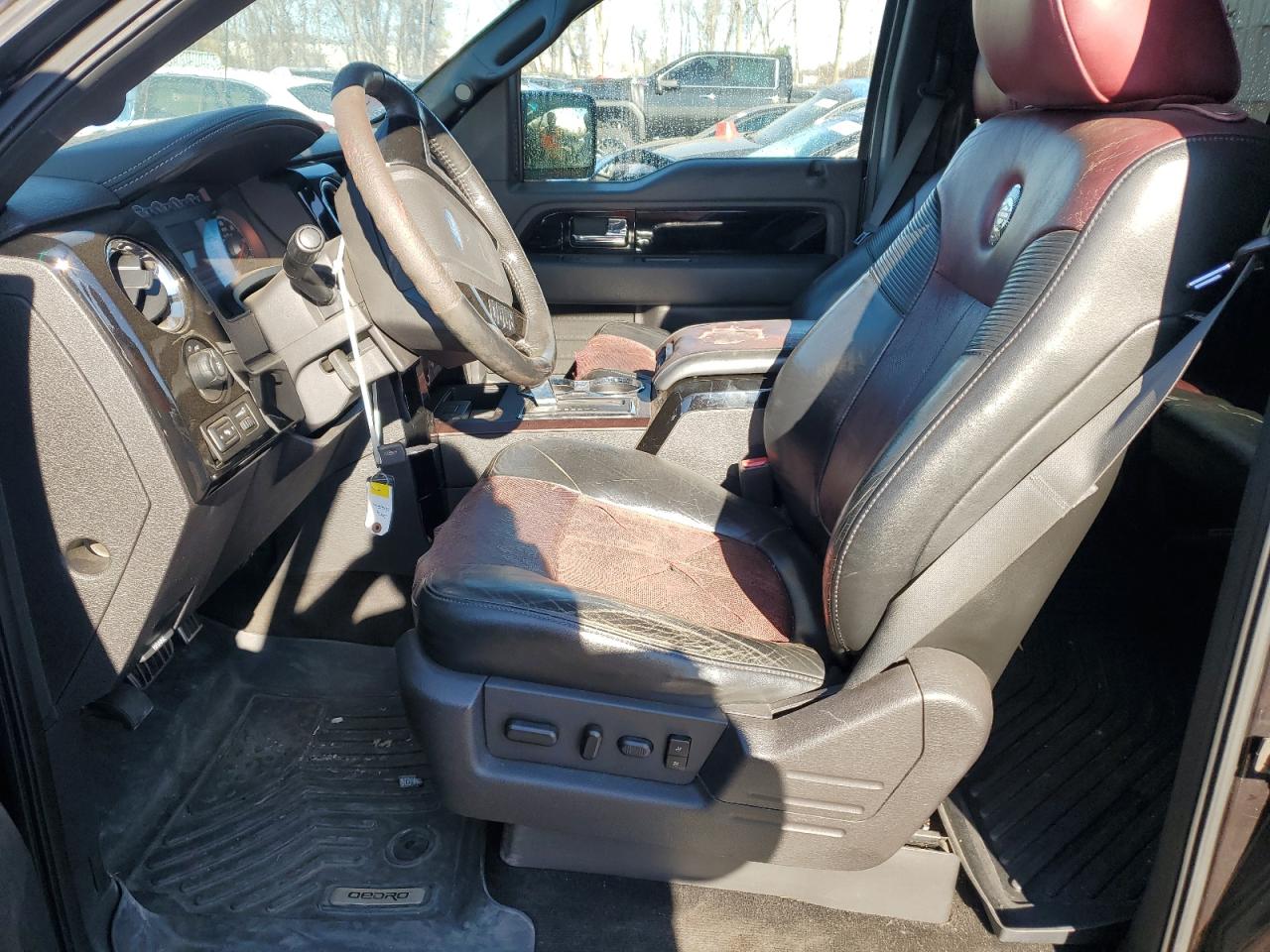 2010 Ford F-150 VIN 1FTFW1EV2AFA86980 Copart auction photo, vandalism damage thumbnail 7