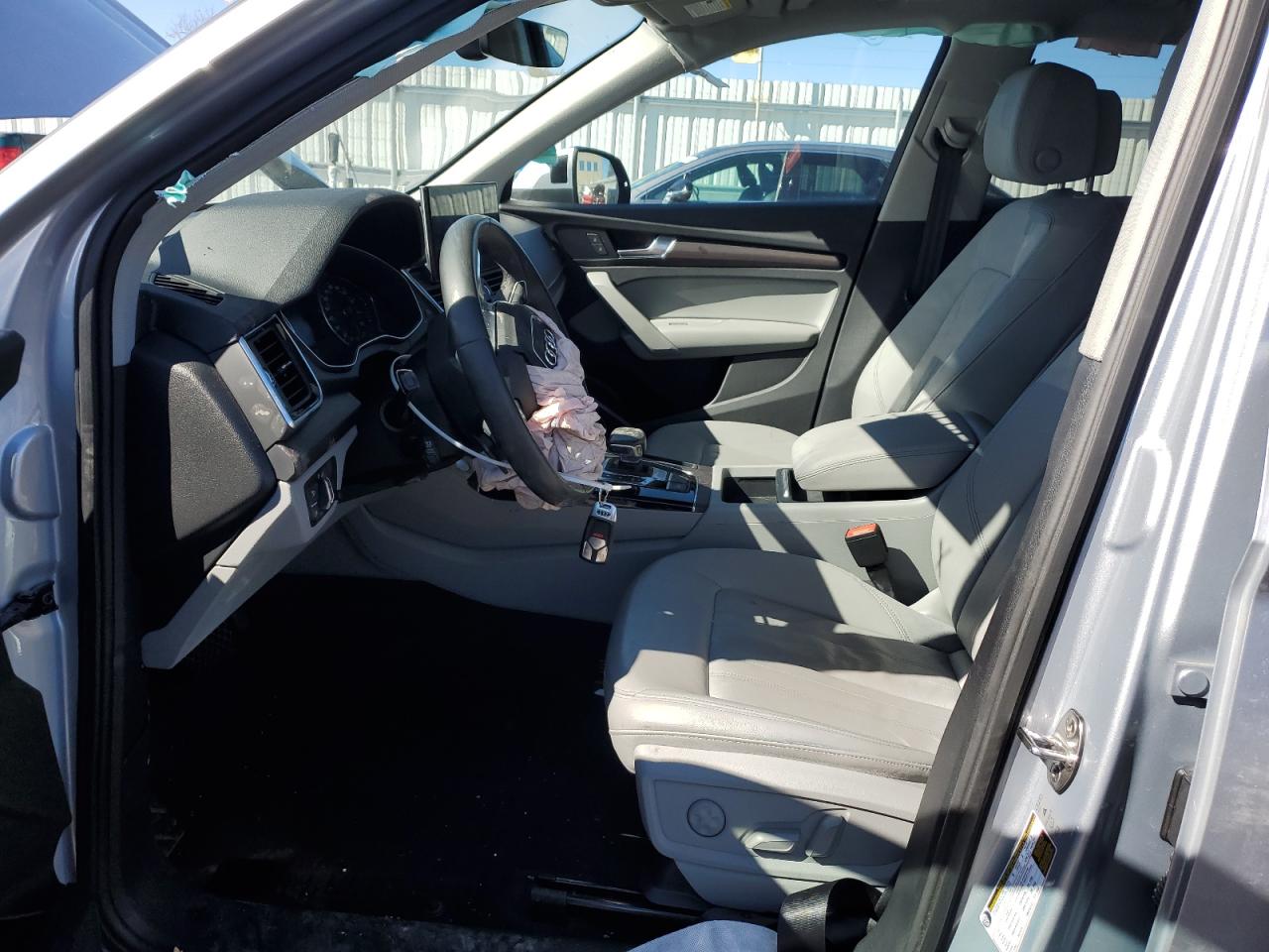 2021 Audi Q5 VIN WA1AAAFY0M2043357 Copart auction photo, front end damage thumbnail 7