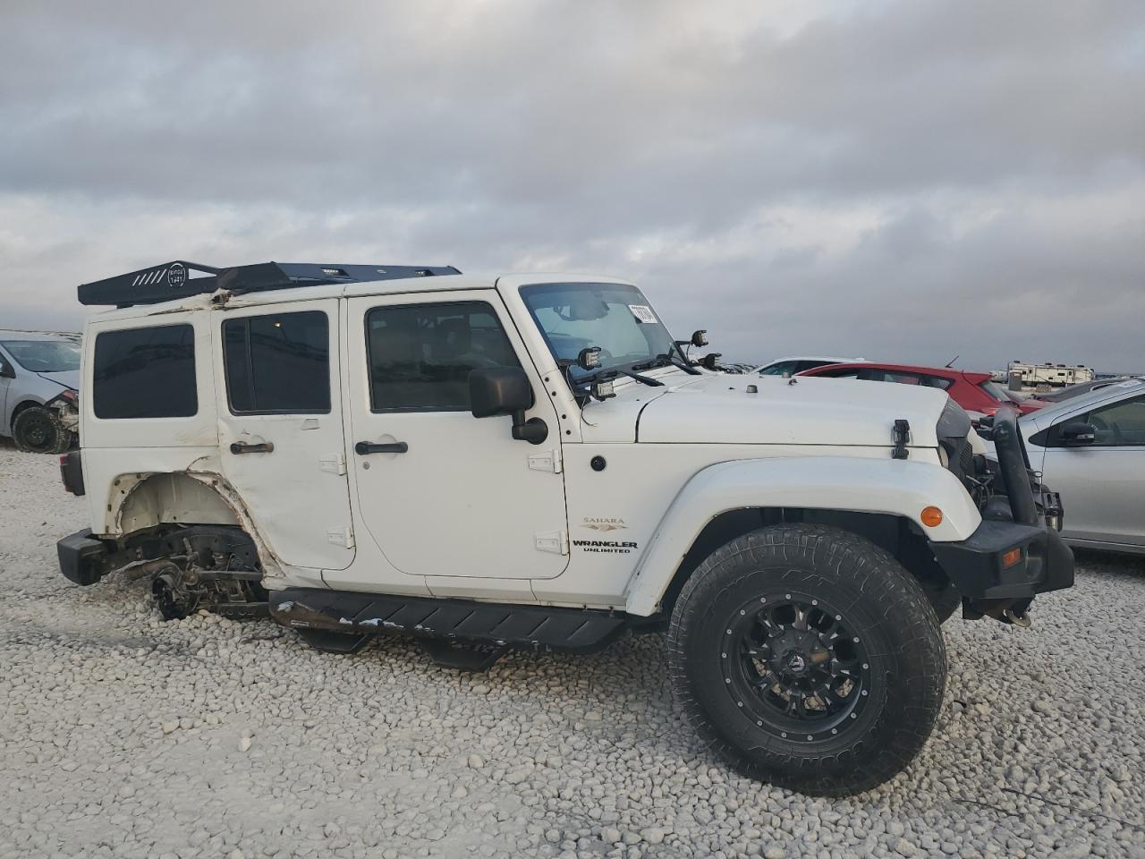 2013 Jeep Wrangler VIN 1C4BJWEG3DL576054 Copart auction photo, side / top/roof damage thumbnail 4