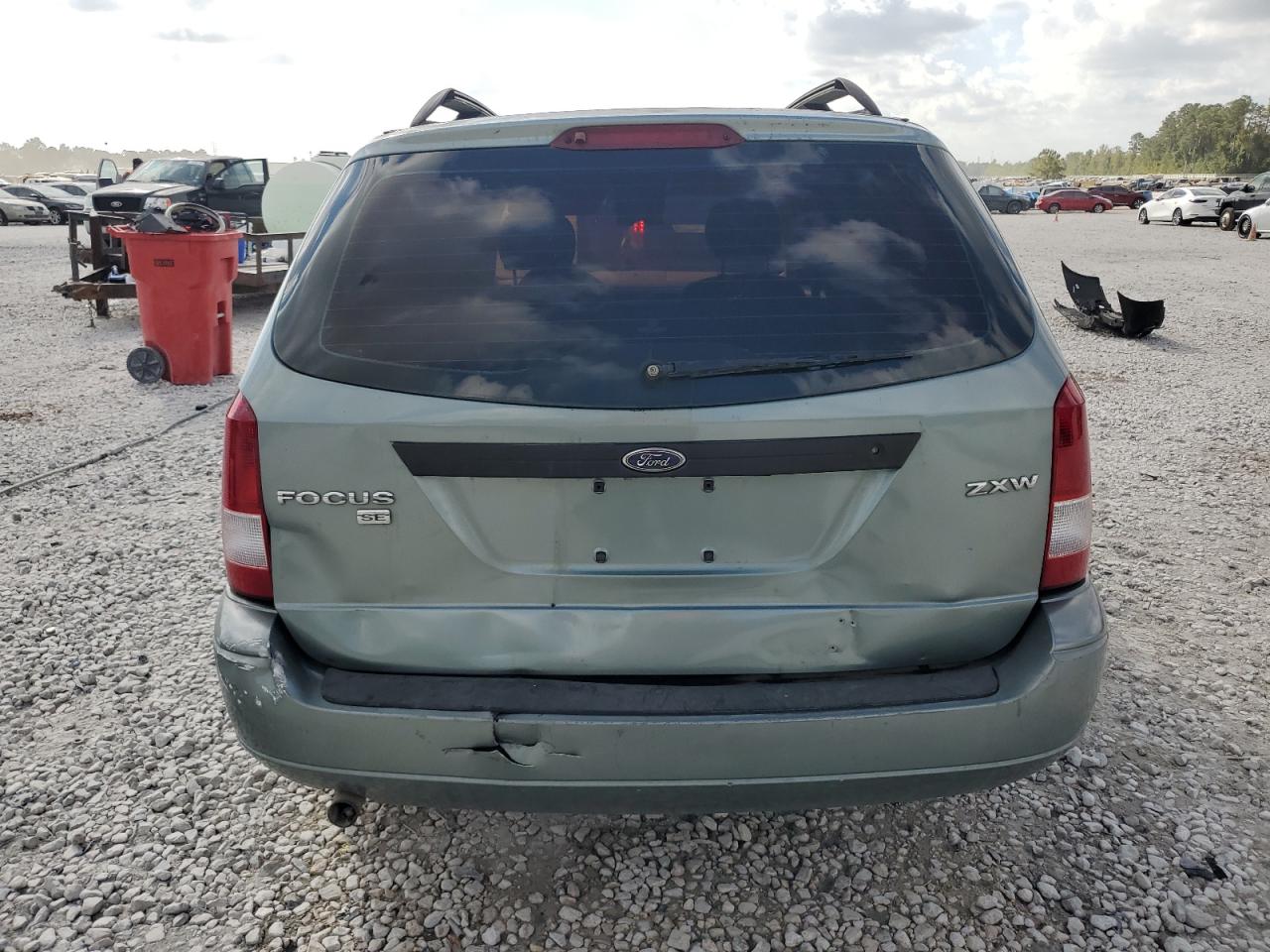 2005 Ford Focus VIN 1FAFP36N35W278900 Copart auction photo, all over / undercarriage damage thumbnail 6