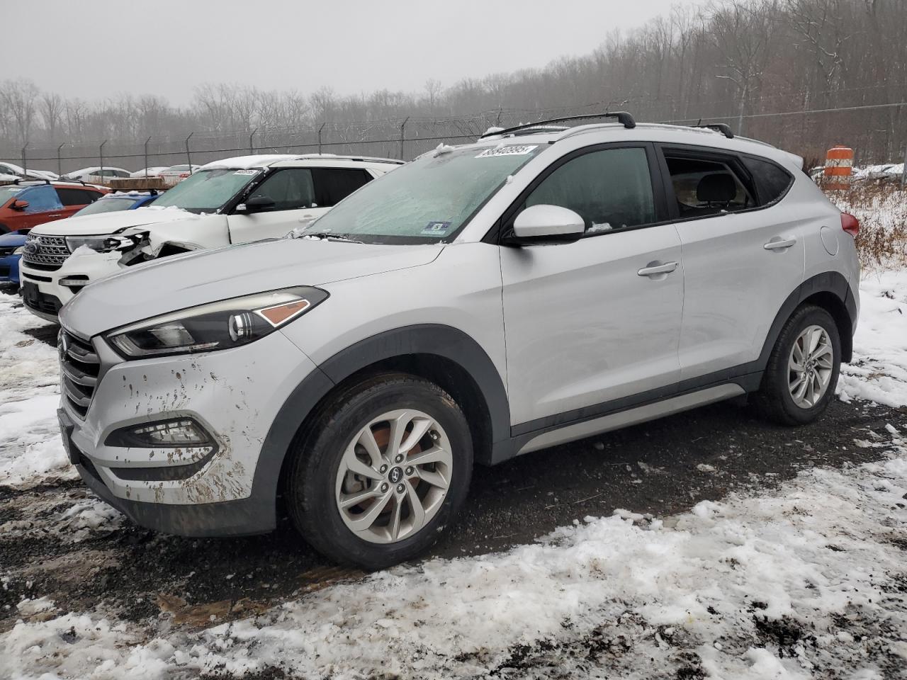 2017 Hyundai Tucson VIN KM8J3CA4XHU272022
