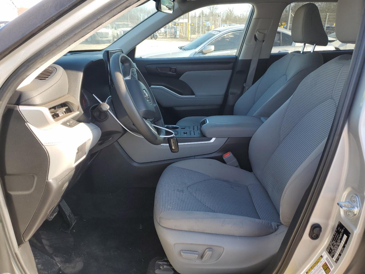 2022 Toyota Highlander VIN 5TDCZRBH2NS234381 Copart auction photo, all over damage thumbnail 7