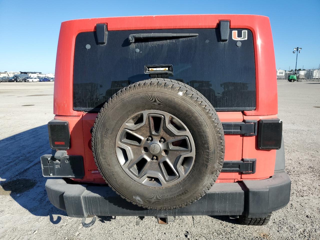 2013 Jeep Wrangler VIN 1C4BJWFG8DL647070 Copart auction photo, rear end damage thumbnail 6