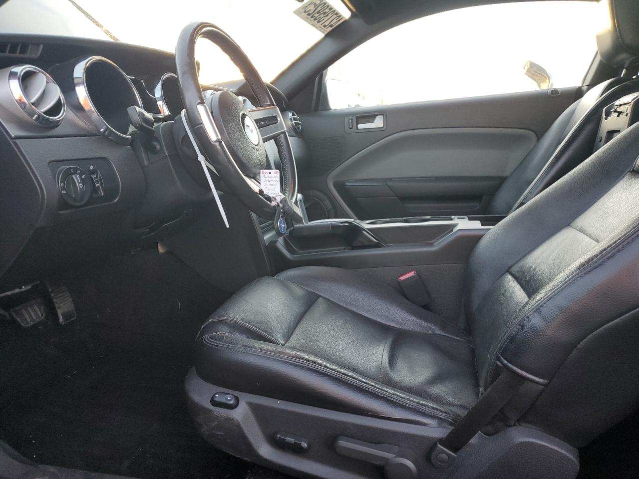 2007 Ford Mustang VIN 1ZVHT80N075331255 Copart auction photo, front end / side damage thumbnail 7
