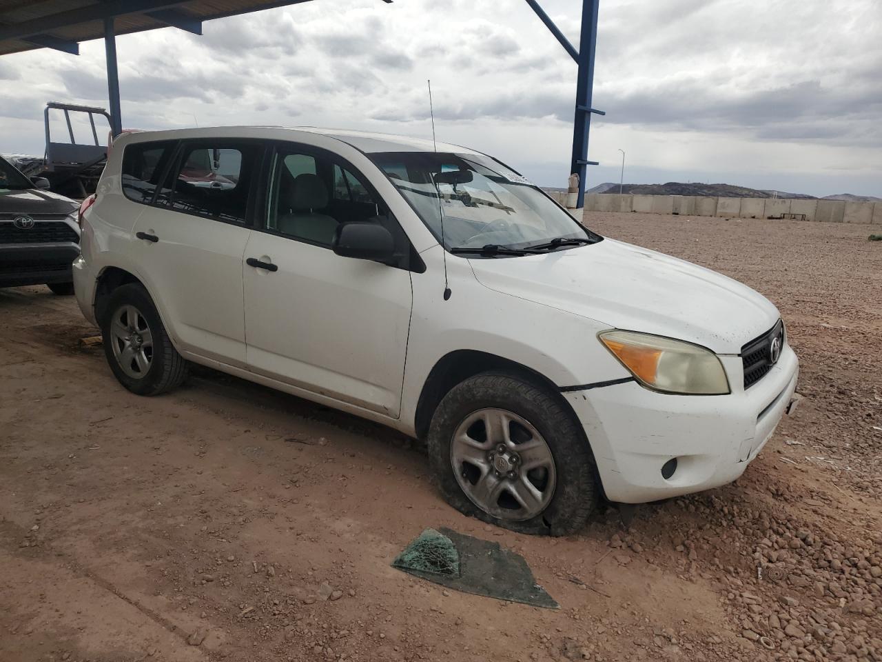 2008 Toyota RAV 4 VIN JTMBK33V386045941 Copart auction photo, rear end damage thumbnail 4