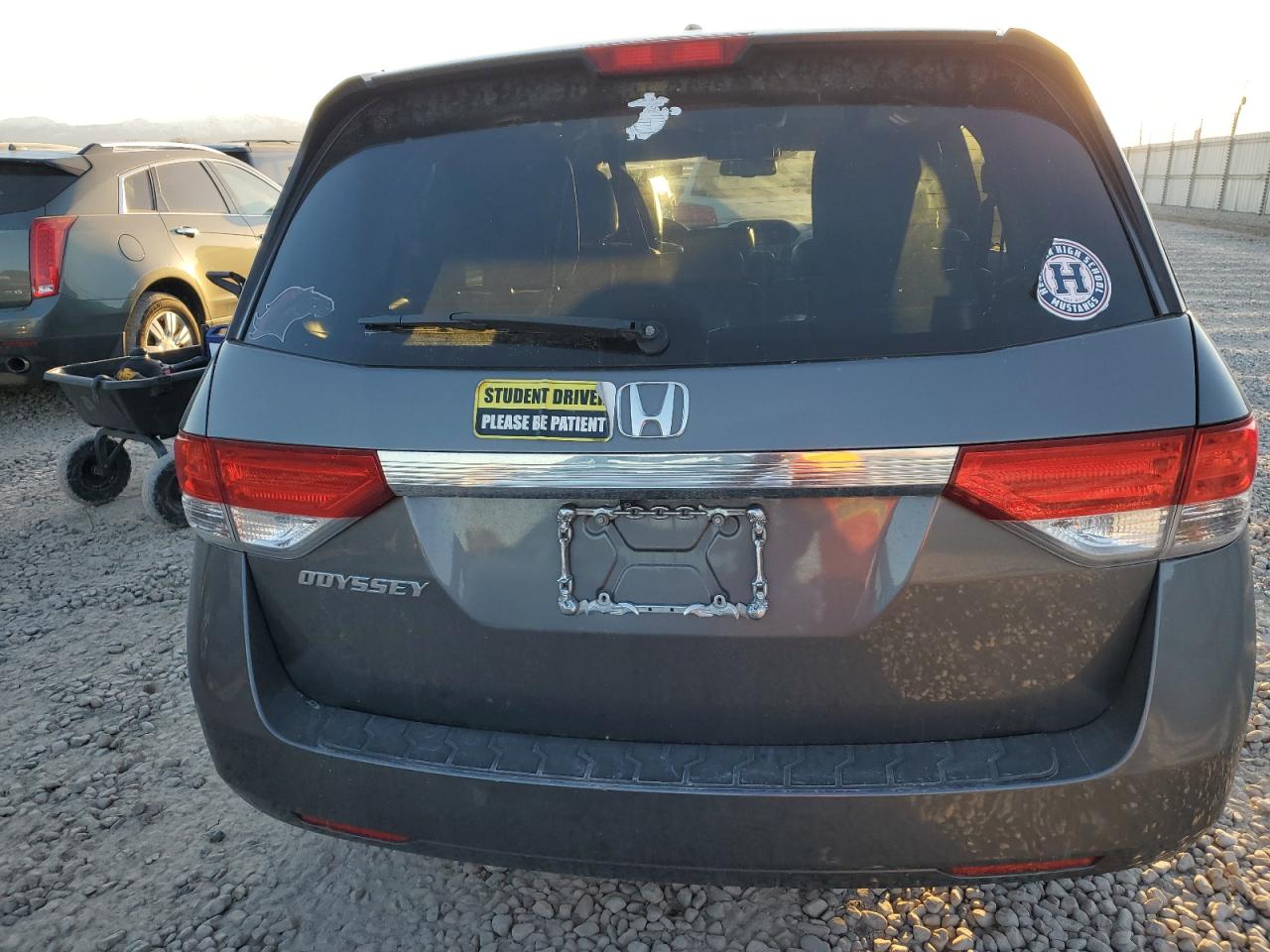 2014 Honda Odyssey VIN 5FNRL5H6XEB020379 Copart auction photo, side / front end damage thumbnail 6