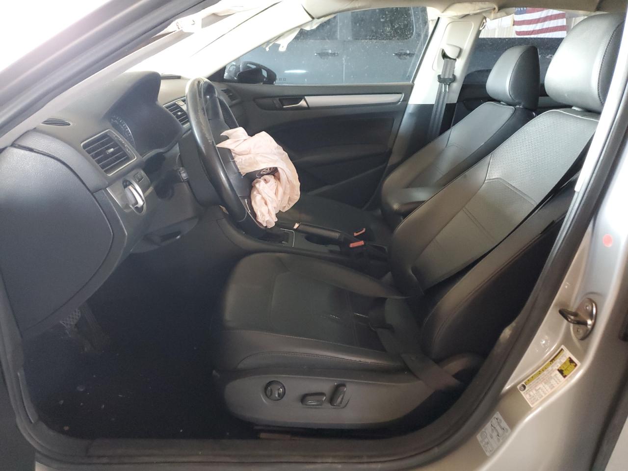 2014 Volkswagen Passat VIN 1VWAT7A30EC031975 Copart auction photo, all over damage thumbnail 7