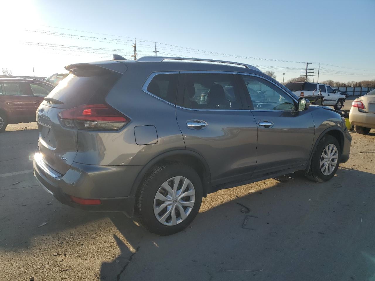 2017 Nissan Rogue VIN KNMAT2MV7HP538937 Copart auction photo, front end / undercarriage damage thumbnail 3