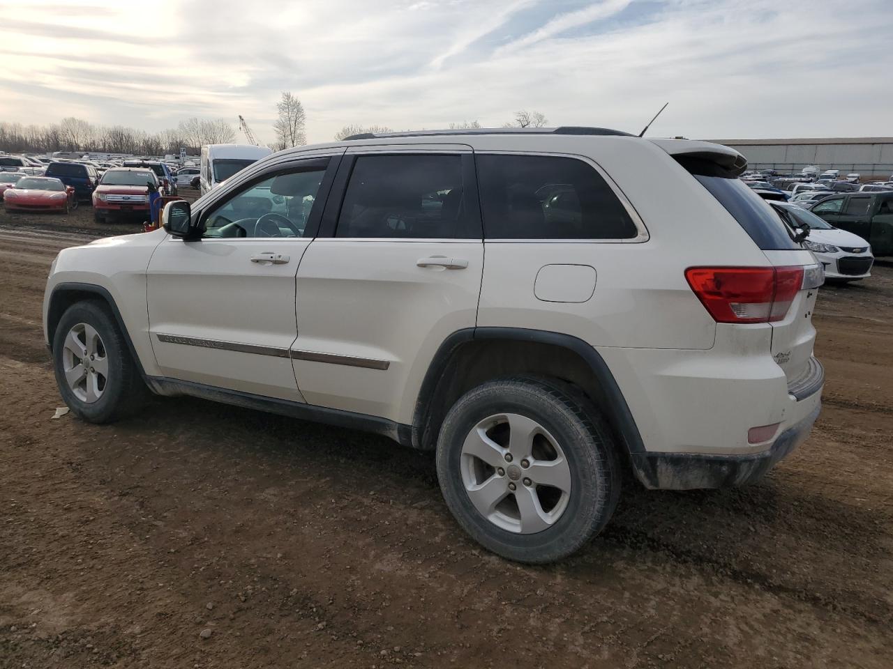 2011 Jeep Grand Cherokee VIN 1J4RR4GG4BC736183 Copart auction photo, front end / minor dent/scratches damage thumbnail 2