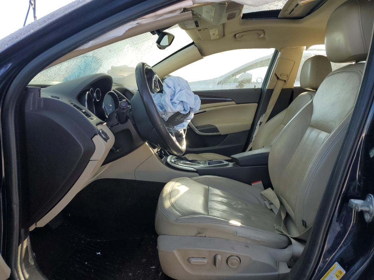 2011 Buick Regal VIN 2G4GT5GC0B9187330 Copart auction photo, front end damage thumbnail 7
