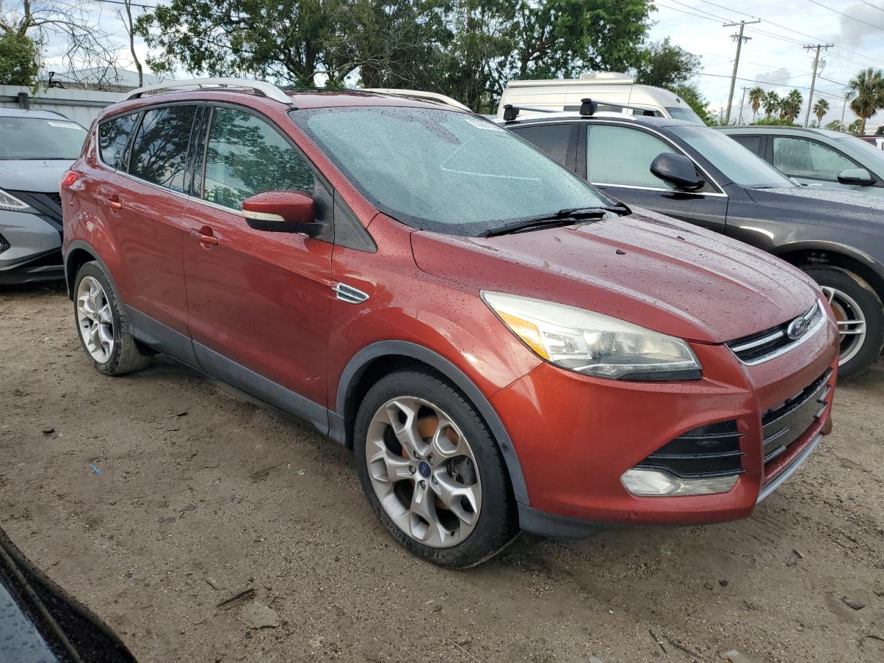 2016 Ford Escape VIN 1FMCU0J91GUB89657 Copart auction photo, water/flood damage thumbnail 4