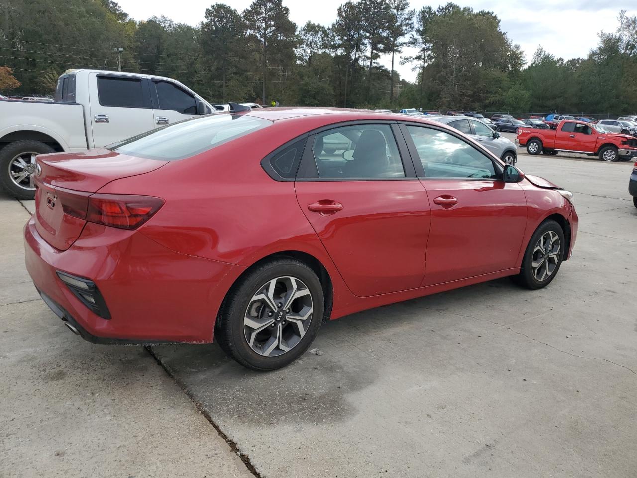 2021 KIA Forte VIN 3KPF24AD6ME305397 Copart auction photo, front end damage thumbnail 3