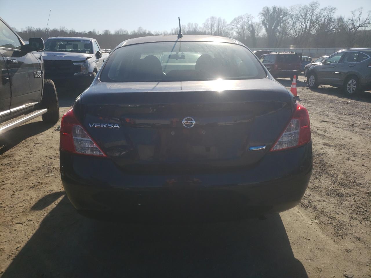 2012 Nissan Versa VIN 3N1CN7AP6CL941143 Copart auction photo, front end / side damage thumbnail 6