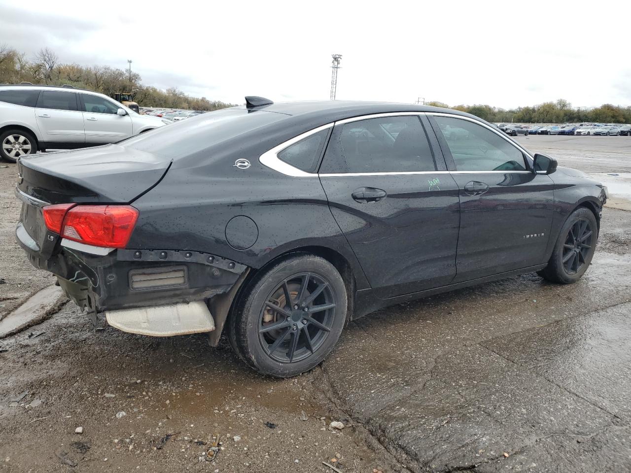 2015 Chevrolet Impala VIN 1G11Z5SL2FU129611 Copart auction photo, front end / rear end damage thumbnail 3