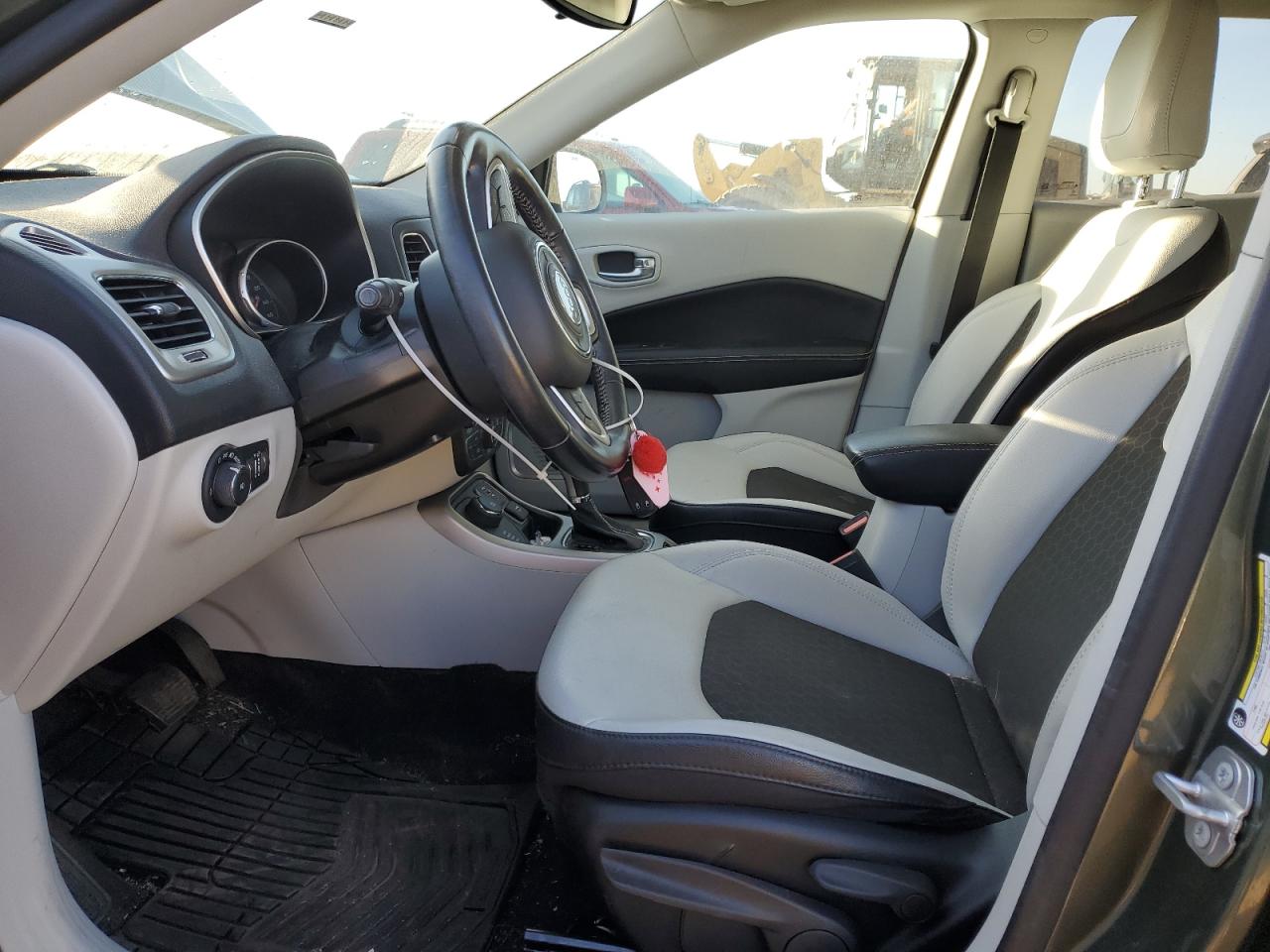 2020 Jeep Compass VIN 3C4NJDBB1LT149470 Copart auction photo, front end damage thumbnail 7