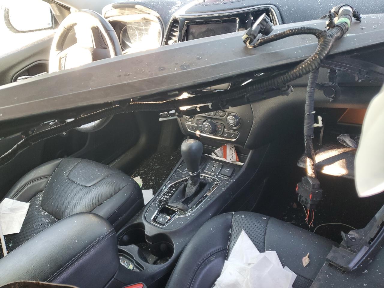 2019 Jeep Grand Cherokee VIN 1C4PJMDX2KD482069 Copart auction photo, rollover damage thumbnail 8