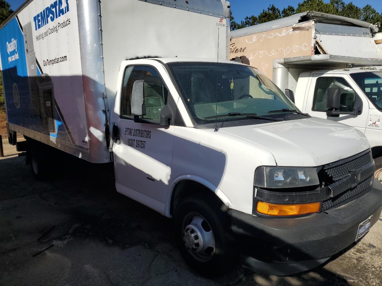 2018 Chevrolet Express VIN 1HA3GTCG0JN002799 Copart auction photo, front end damage thumbnail 4