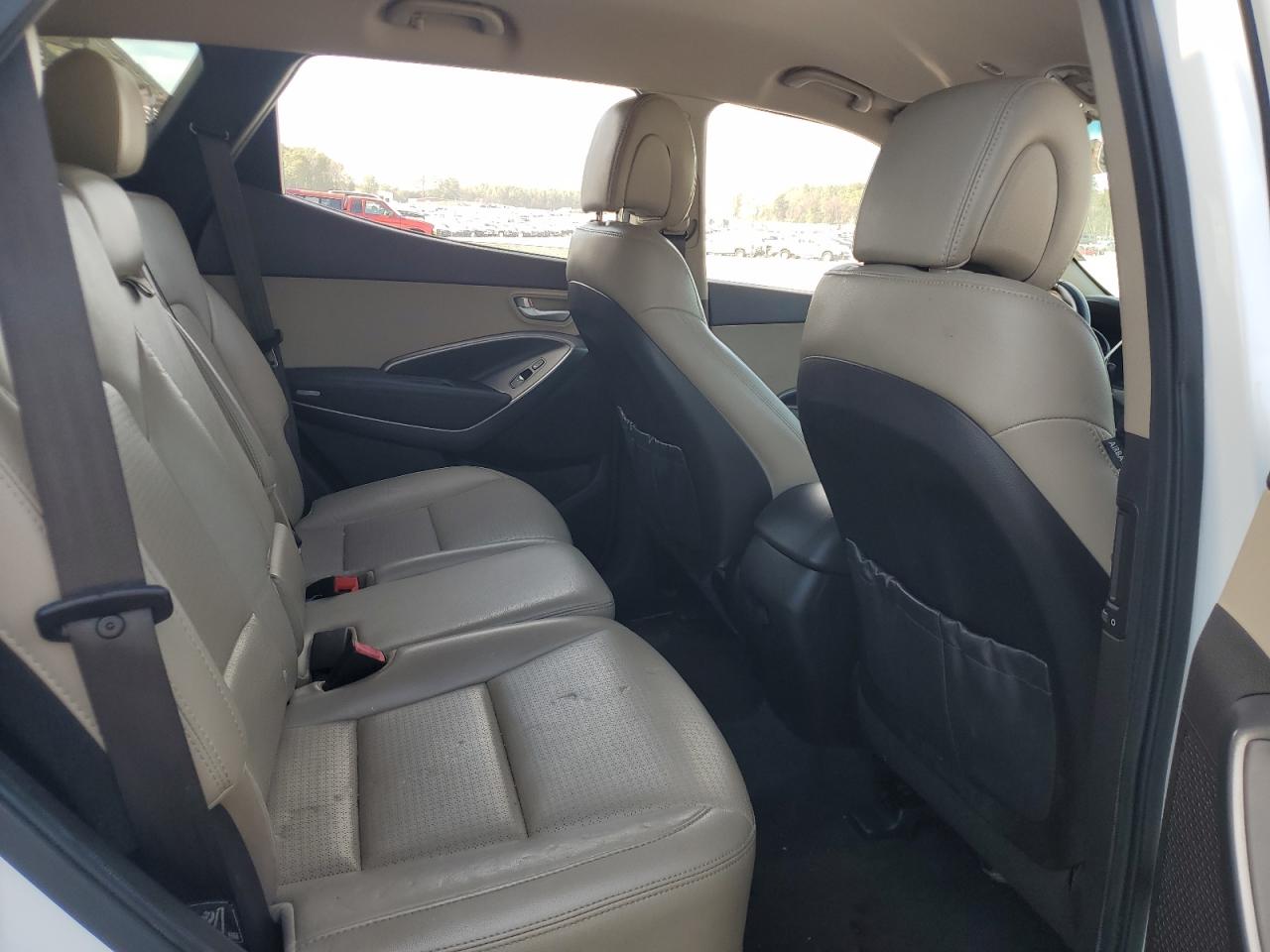 2013 Hyundai Santa Fe VIN 5XYZU3LA2DG073467 Copart auction photo, minor dent/scratches damage thumbnail 11