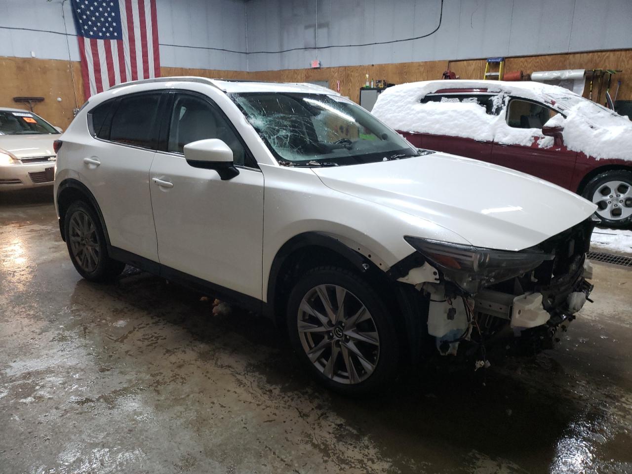 2019 Mazda CX-5 VIN JM3KFBDM8K0587140 Copart auction photo, front end damage thumbnail 4