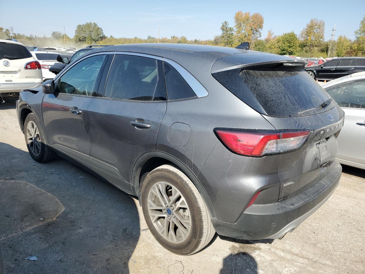 2022 Ford Escape VIN 1FMCU9H62NUB68958 Copart auction photo, front end damage thumbnail 2