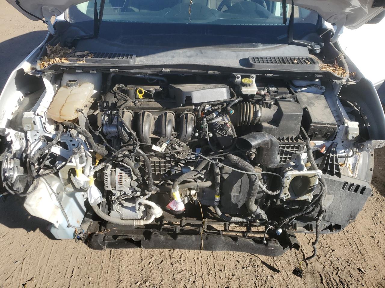 2016 Ford Escape VIN 1FMCU0F79GUB47549 Copart auction photo, front end damage thumbnail 12
