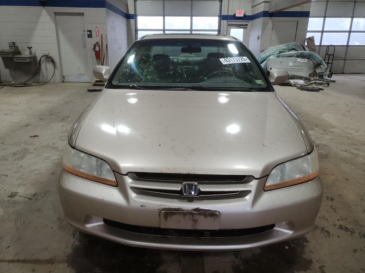 2000 Honda Accord VIN 1HGCG1659YA071089 Copart auction photo, rear end damage thumbnail 5