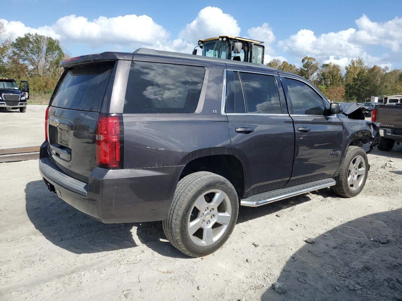 2016 Chevrolet Tahoe VIN 1GNSCBKC0GR304297 Copart auction photo, front end damage thumbnail 3