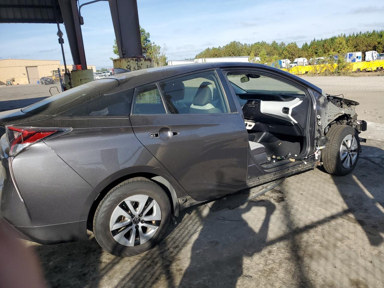 2017 Toyota Prius VIN JTDKARFU1H3544229 Copart auction photo, front end / side damage thumbnail 3