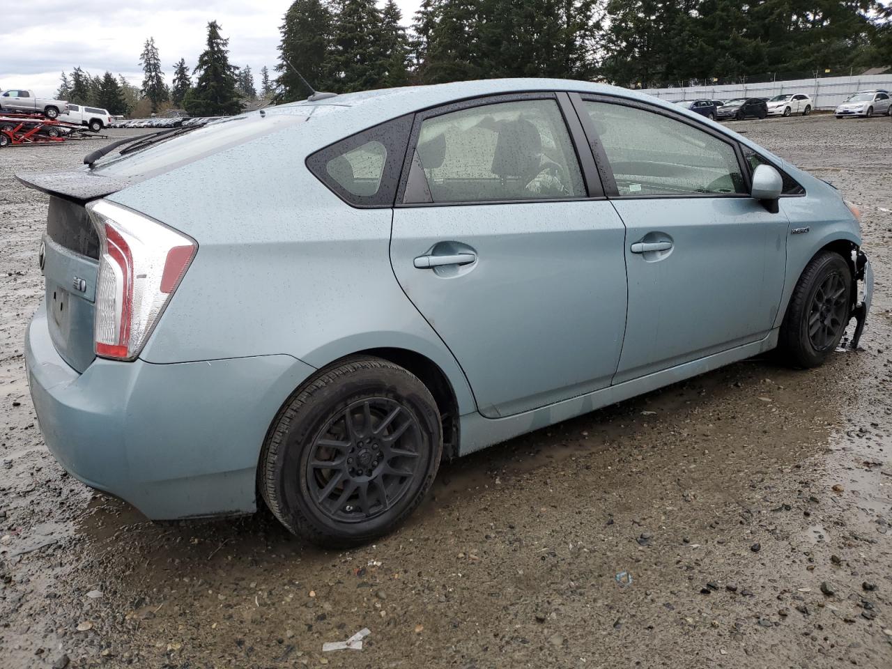 2015 Toyota Prius VIN JTDKN3DU8F1939831 Copart auction photo, front end damage thumbnail 3
