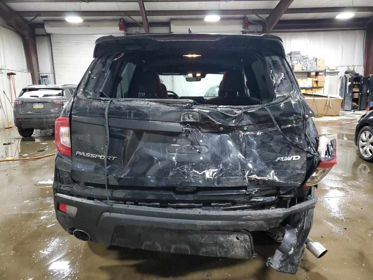 2020 Honda Passport VIN 5FNYF8H51LB003933 Copart auction photo, rear end damage thumbnail 6