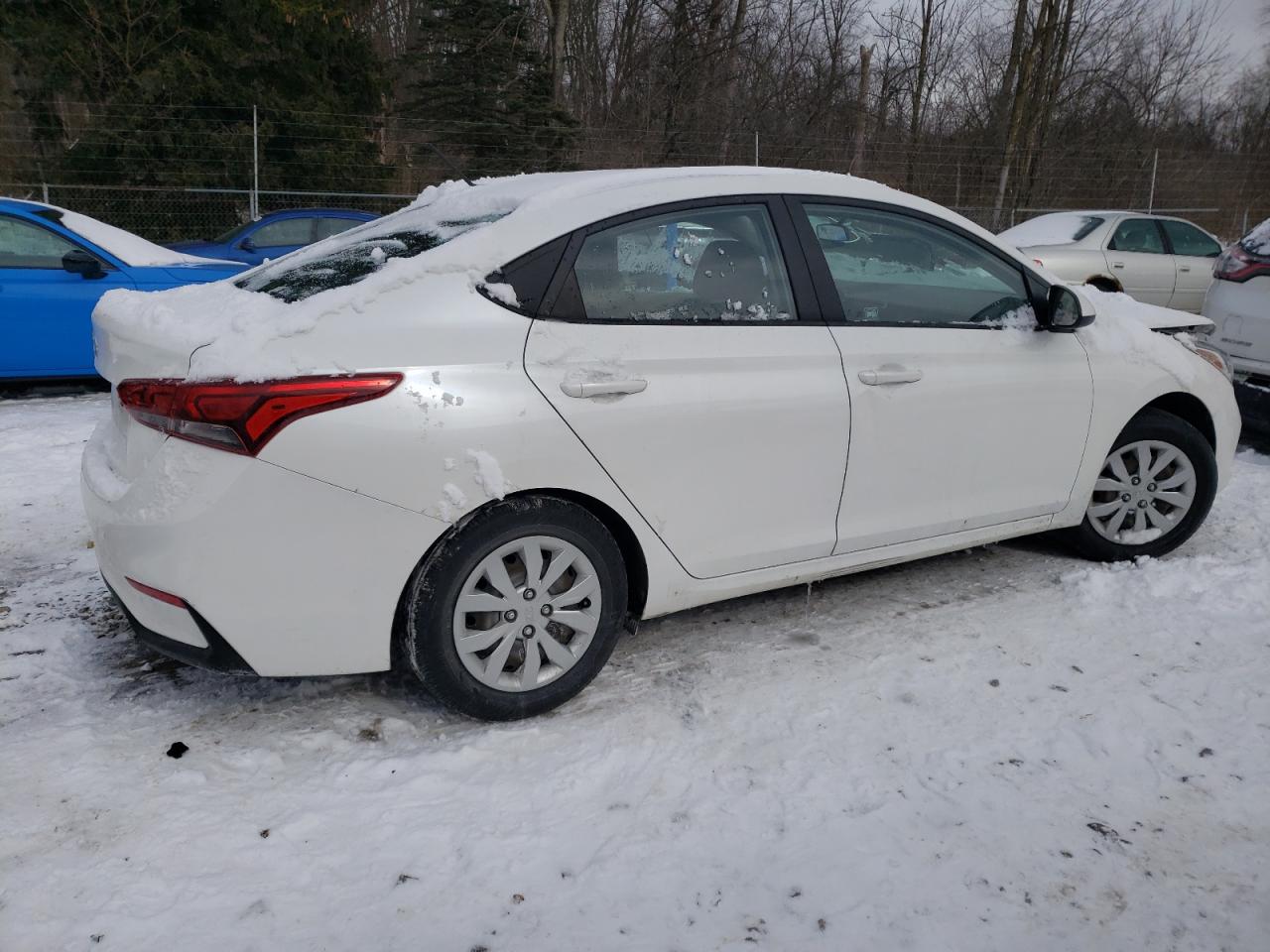 2020 Hyundai Accent VIN 3KPC24A61LE124341 Copart auction photo, front end / side damage thumbnail 3