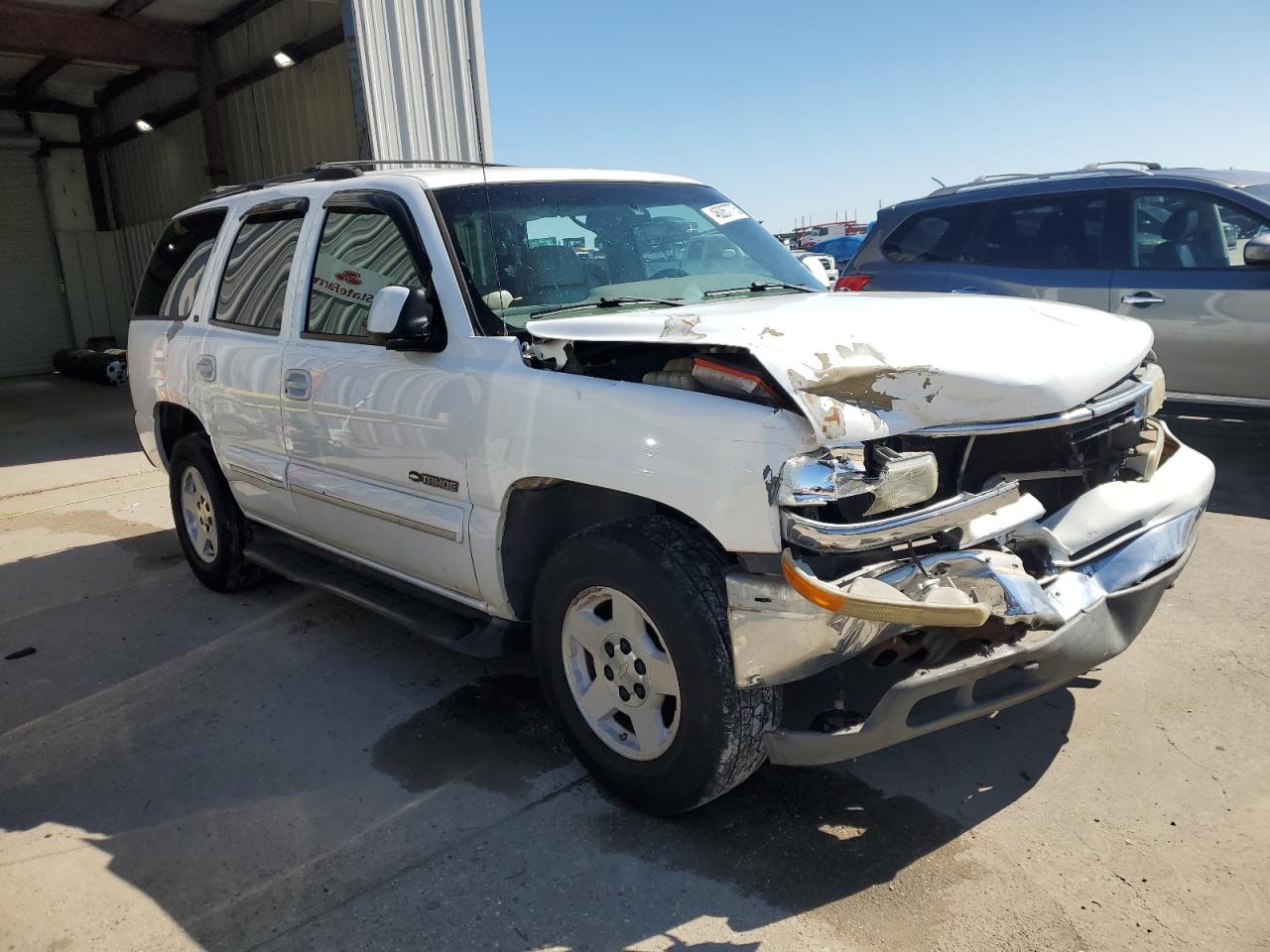2001 Chevrolet Tahoe VIN 1GNEC13T81R208009 Copart auction photo, front end damage thumbnail 4
