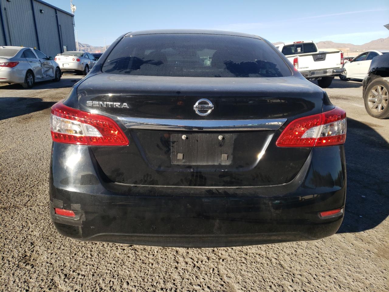 2015 Nissan Sentra VIN 3N1AB7AP3FY281487 Copart auction photo, front end damage thumbnail 6