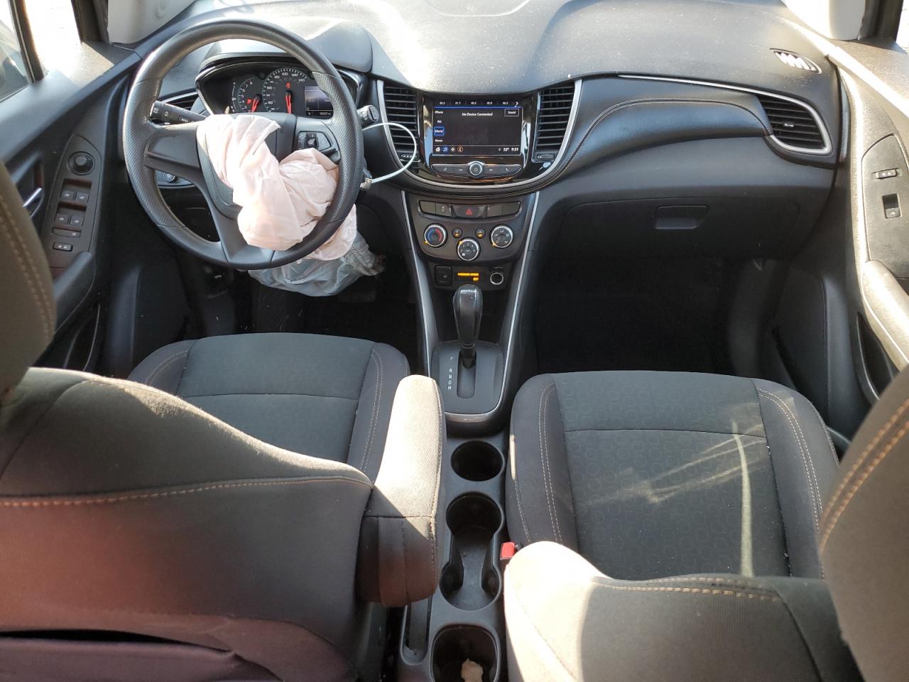 2018 Chevrolet Trax VIN 3GNCJKSB5JL350451 Copart auction photo, front end / minor dent/scratches damage thumbnail 8