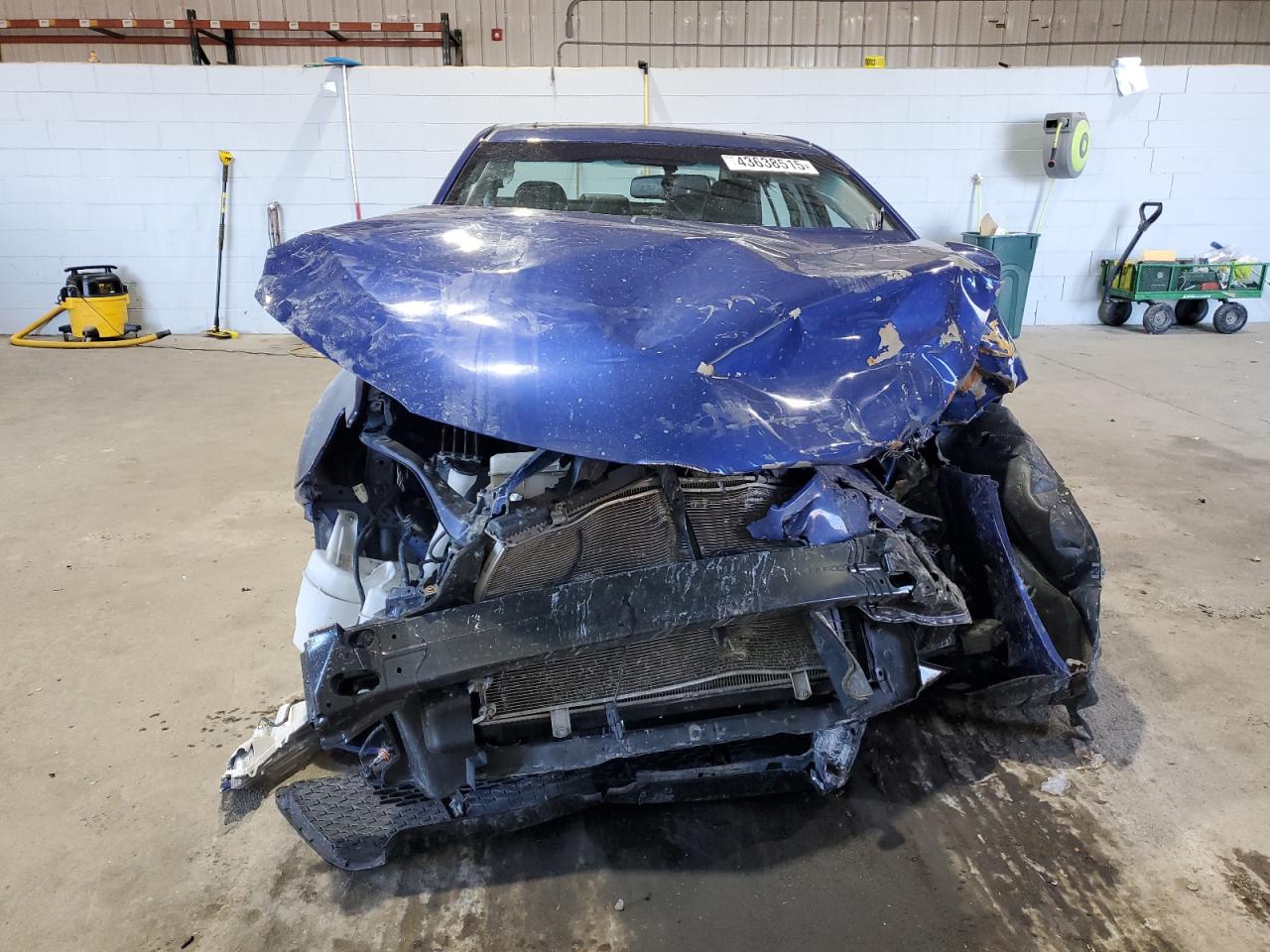 2016 Toyota Camry VIN 4T1BF1FK0GU592603 Copart auction photo, front end damage thumbnail 5