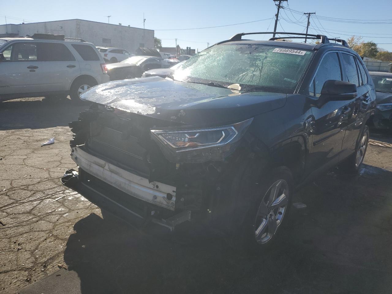 2021 Toyota RAV 4 VIN 2T3D6RFV8MW013040
